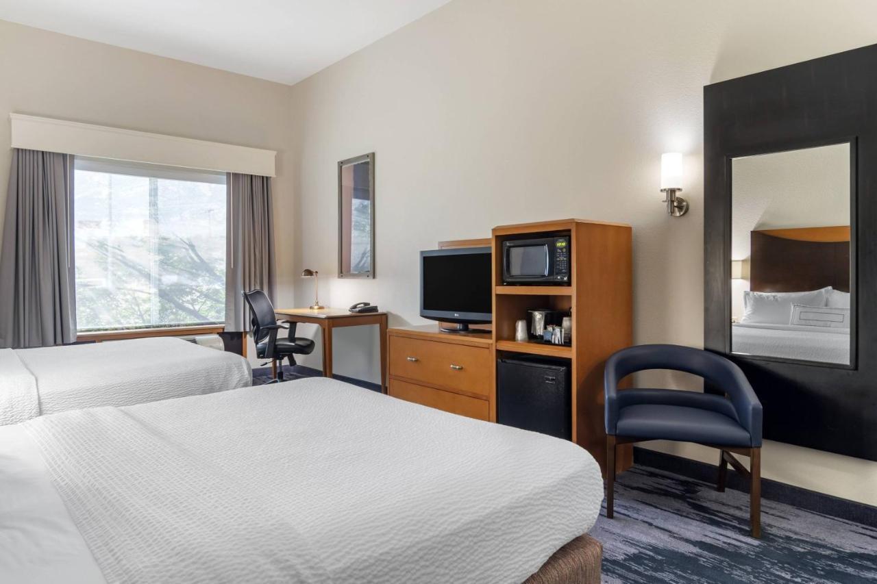 Fairfield Inn & Suites By Marriott Commerce Εξωτερικό φωτογραφία