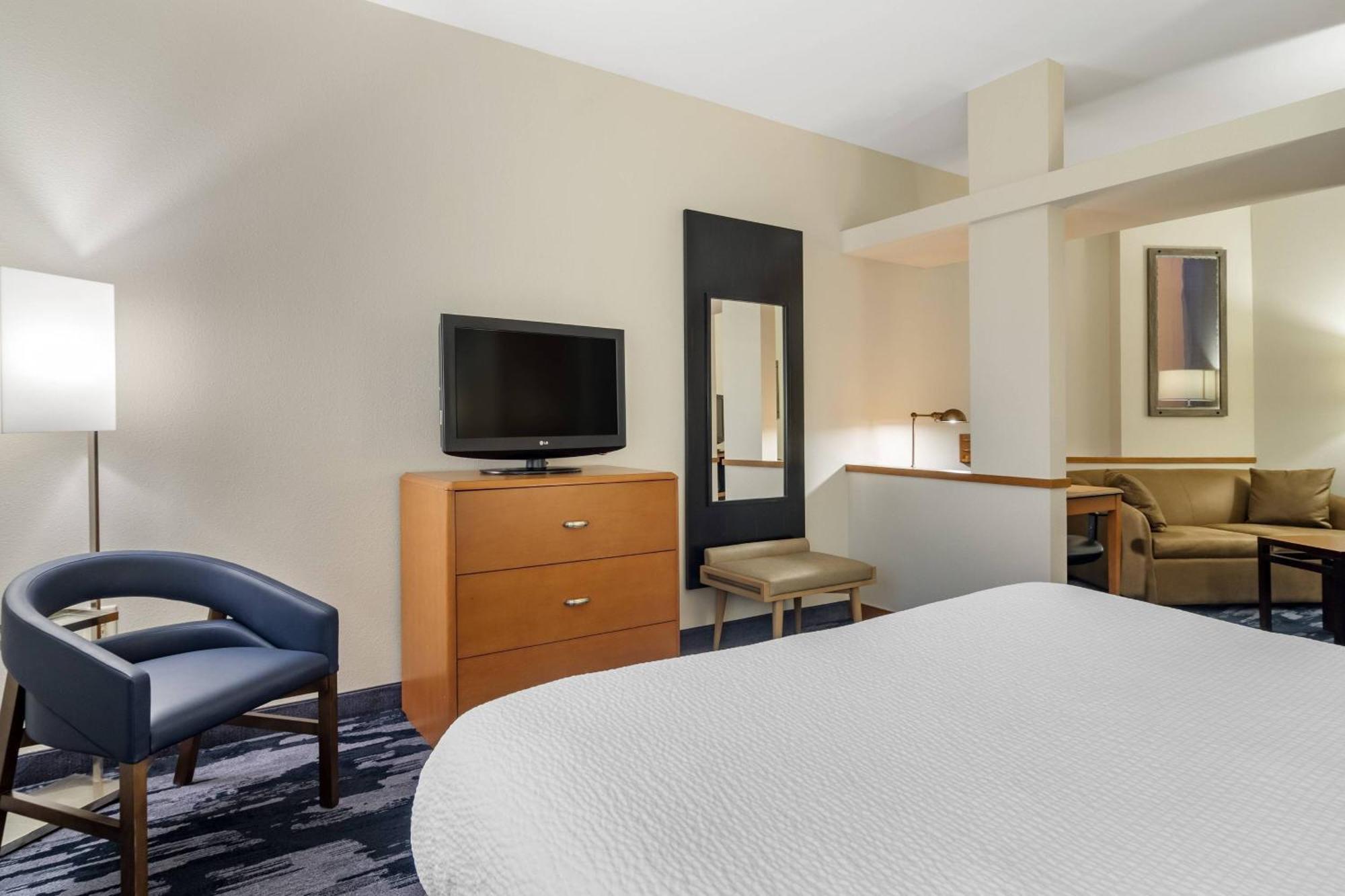 Fairfield Inn & Suites By Marriott Commerce Εξωτερικό φωτογραφία