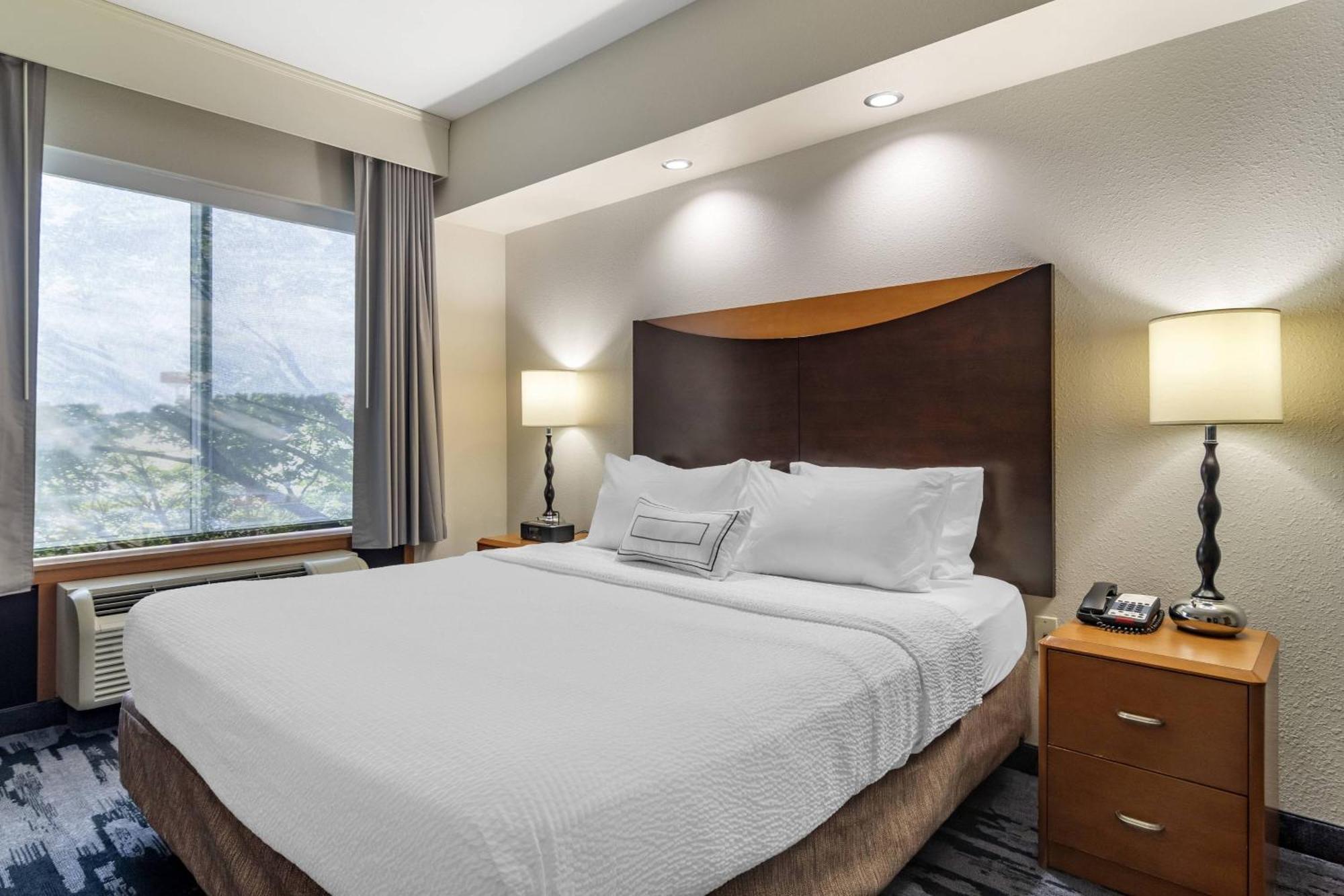 Fairfield Inn & Suites By Marriott Commerce Εξωτερικό φωτογραφία
